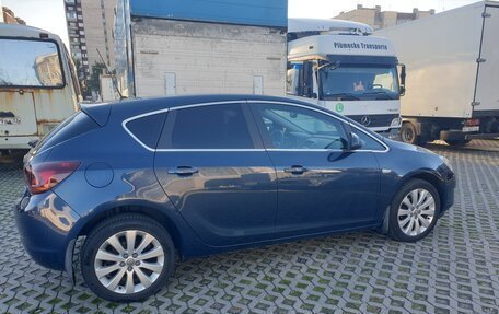 Opel Astra J, 2011 год, 680 000 рублей, 3 фотография