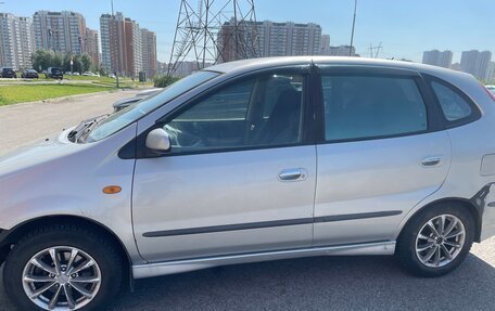 Nissan Almera Tino i, 2000 год, 240 000 рублей, 3 фотография