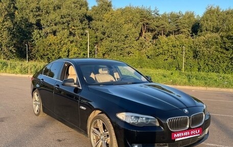 BMW 5 серия, 2013 год, 1 590 000 рублей, 2 фотография
