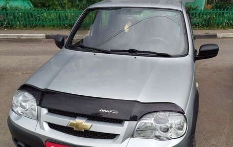Chevrolet Niva I рестайлинг, 2013 год, 680 000 рублей, 1 фотография