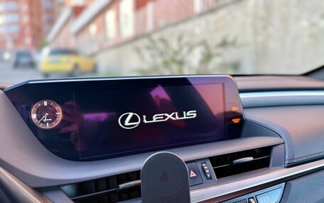 Lexus ES VII, 2020 год, 4 490 000 рублей, 16 фотография