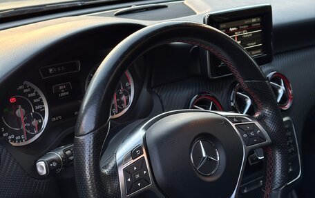 Mercedes-Benz A-Класс AMG, 2015 год, 2 550 000 рублей, 10 фотография