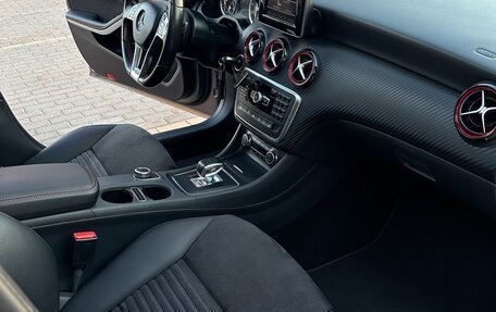 Mercedes-Benz A-Класс AMG, 2015 год, 2 550 000 рублей, 11 фотография