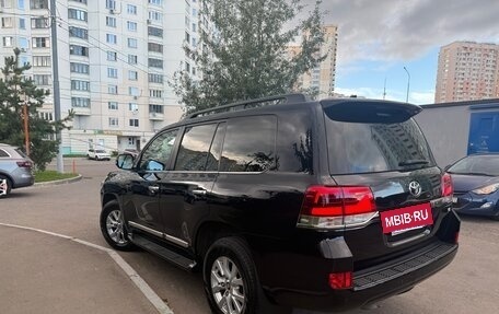 Toyota Land Cruiser 200, 2020 год, 5 950 000 рублей, 4 фотография