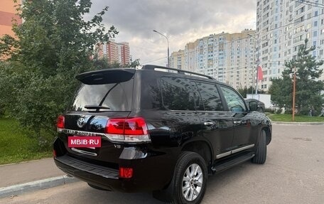 Toyota Land Cruiser 200, 2020 год, 5 950 000 рублей, 3 фотография