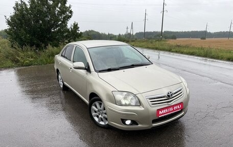 Toyota Avensis III рестайлинг, 2008 год, 900 000 рублей, 1 фотография