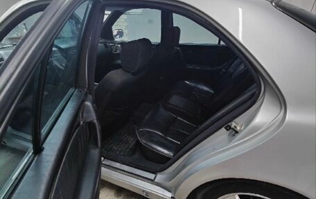 Mercedes-Benz E-Класс, 1999 год, 400 000 рублей, 3 фотография