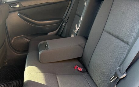 Toyota Avensis III рестайлинг, 2008 год, 900 000 рублей, 17 фотография