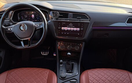 Volkswagen Tiguan II, 2019 год, 2 890 000 рублей, 10 фотография