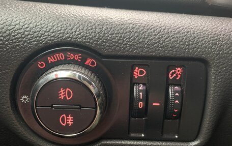 Opel Astra J, 2012 год, 650 000 рублей, 18 фотография