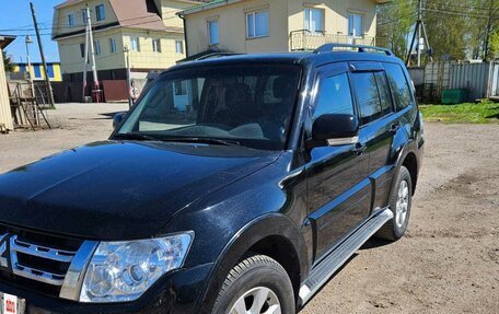Mitsubishi Pajero IV, 2014 год, 2 050 000 рублей, 4 фотография