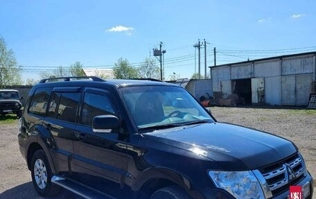Mitsubishi Pajero IV, 2014 год, 2 050 000 рублей, 2 фотография