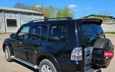 Mitsubishi Pajero IV, 2014 год, 2 050 000 рублей, 3 фотография