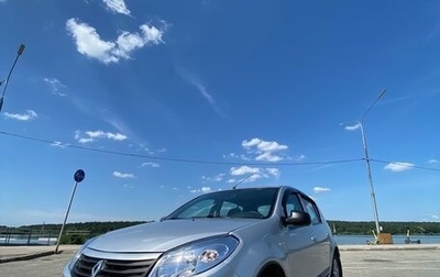 Renault Sandero I, 2013 год, 540 000 рублей, 1 фотография