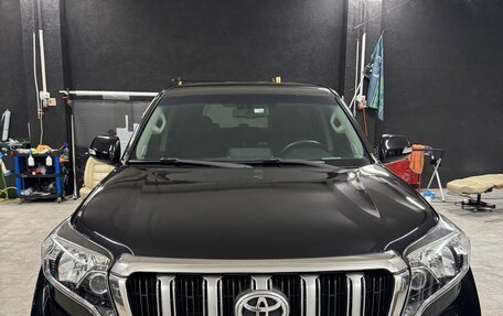 Toyota Land Cruiser Prado 150 рестайлинг 2, 2014 год, 3 500 000 рублей, 1 фотография