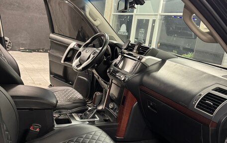 Toyota Land Cruiser Prado 150 рестайлинг 2, 2014 год, 3 500 000 рублей, 9 фотография