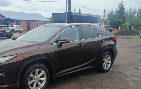 Lexus RX IV рестайлинг, 2016 год, 2 500 000 рублей, 2 фотография