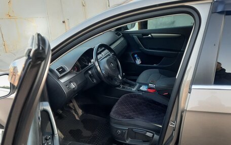 Volkswagen Passat B7, 2011 год, 900 000 рублей, 5 фотография