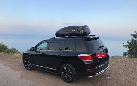 Toyota Highlander III, 2011 год, 2 370 000 рублей, 5 фотография