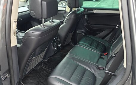 Volkswagen Touareg III, 2015 год, 2 100 000 рублей, 11 фотография