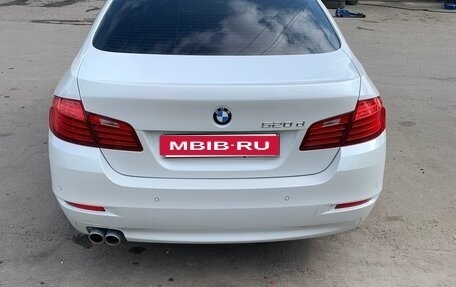 BMW 5 серия, 2014 год, 1 850 000 рублей, 6 фотография