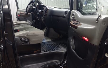 Hyundai Starex I рестайлинг, 2004 год, 770 000 рублей, 28 фотография