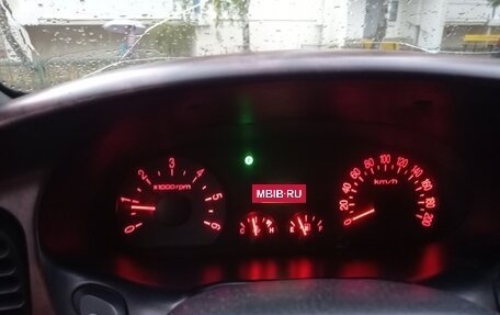 Hyundai Starex I рестайлинг, 2004 год, 770 000 рублей, 30 фотография