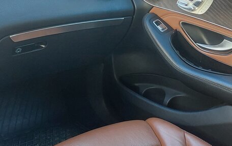 Mercedes-Benz GLC, 2017 год, 3 200 000 рублей, 14 фотография