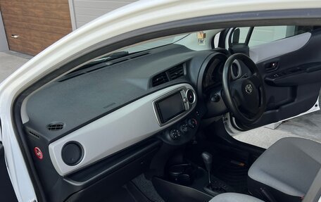 Toyota Vitz, 2011 год, 850 000 рублей, 20 фотография