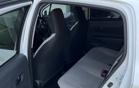 Toyota Vitz, 2011 год, 850 000 рублей, 19 фотография