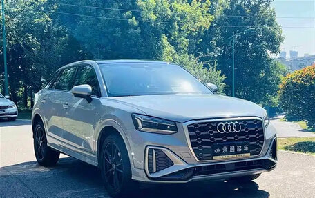 Audi Q2 I, 2022 год, 2 800 000 рублей, 3 фотография