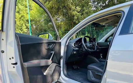 Audi Q2 I, 2022 год, 2 800 000 рублей, 8 фотография