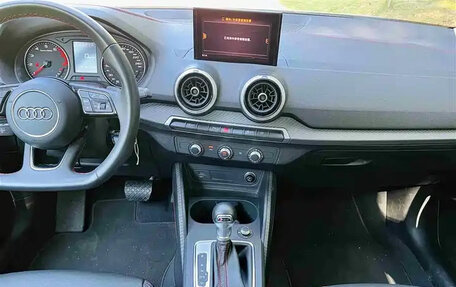 Audi Q2 I, 2022 год, 2 800 000 рублей, 14 фотография