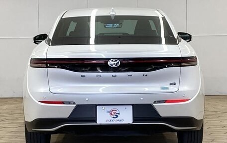 Toyota Crown, 2022 год, 3 575 000 рублей, 7 фотография