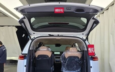 KIA Carnival, 2021 год, 2 250 000 рублей, 19 фотография