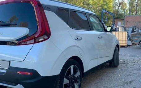 KIA Soul III, 2022 год, 2 950 000 рублей, 3 фотография
