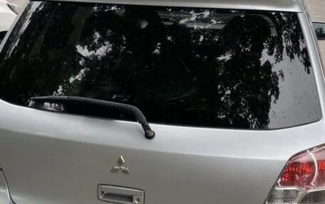 Mitsubishi Outlander III рестайлинг 3, 2003 год, 450 000 рублей, 4 фотография