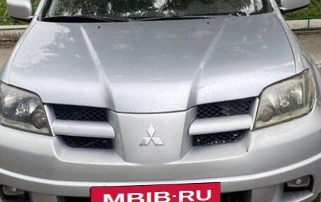 Mitsubishi Outlander III рестайлинг 3, 2003 год, 450 000 рублей, 2 фотография