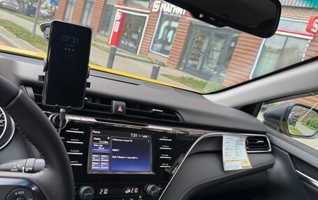 Toyota Camry, 2020 год, 1 800 000 рублей, 8 фотография