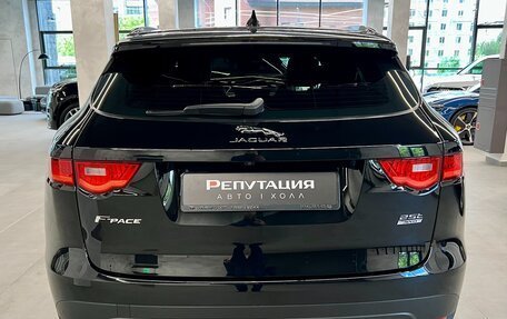 Jaguar F-Pace, 2018 год, 3 600 000 рублей, 6 фотография