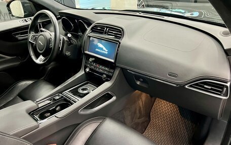 Jaguar F-Pace, 2018 год, 3 600 000 рублей, 8 фотография