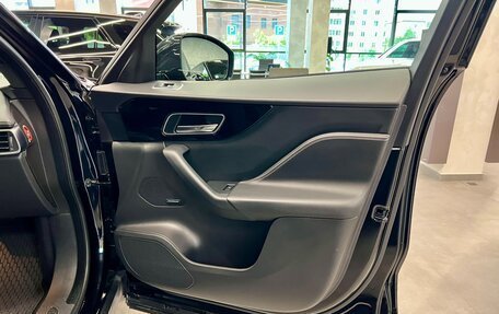 Jaguar F-Pace, 2018 год, 3 600 000 рублей, 11 фотография