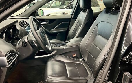 Jaguar F-Pace, 2018 год, 3 600 000 рублей, 15 фотография