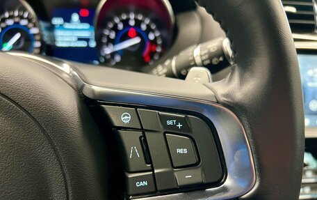 Jaguar F-Pace, 2018 год, 3 600 000 рублей, 21 фотография