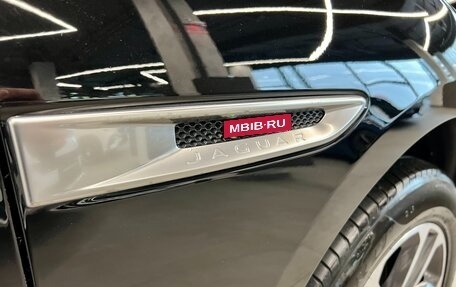 Jaguar F-Pace, 2018 год, 3 600 000 рублей, 13 фотография