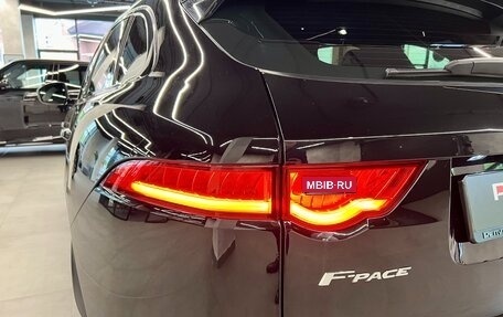 Jaguar F-Pace, 2018 год, 3 600 000 рублей, 23 фотография