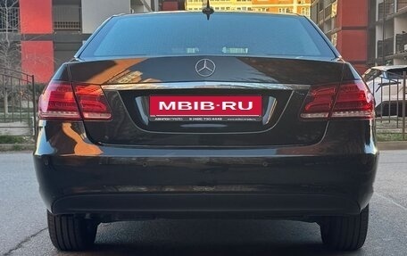 Mercedes-Benz E-Класс, 2015 год, 2 500 000 рублей, 11 фотография