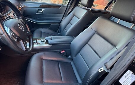 Mercedes-Benz E-Класс, 2015 год, 2 500 000 рублей, 32 фотография