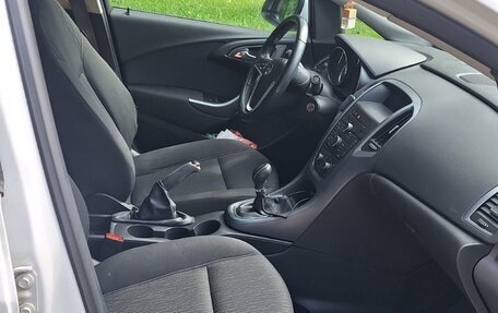 Opel Astra J, 2012 год, 705 000 рублей, 5 фотография