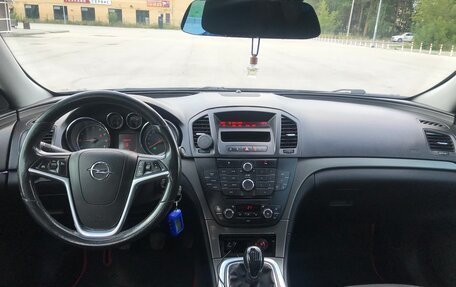 Opel Insignia II рестайлинг, 2011 год, 700 000 рублей, 10 фотография